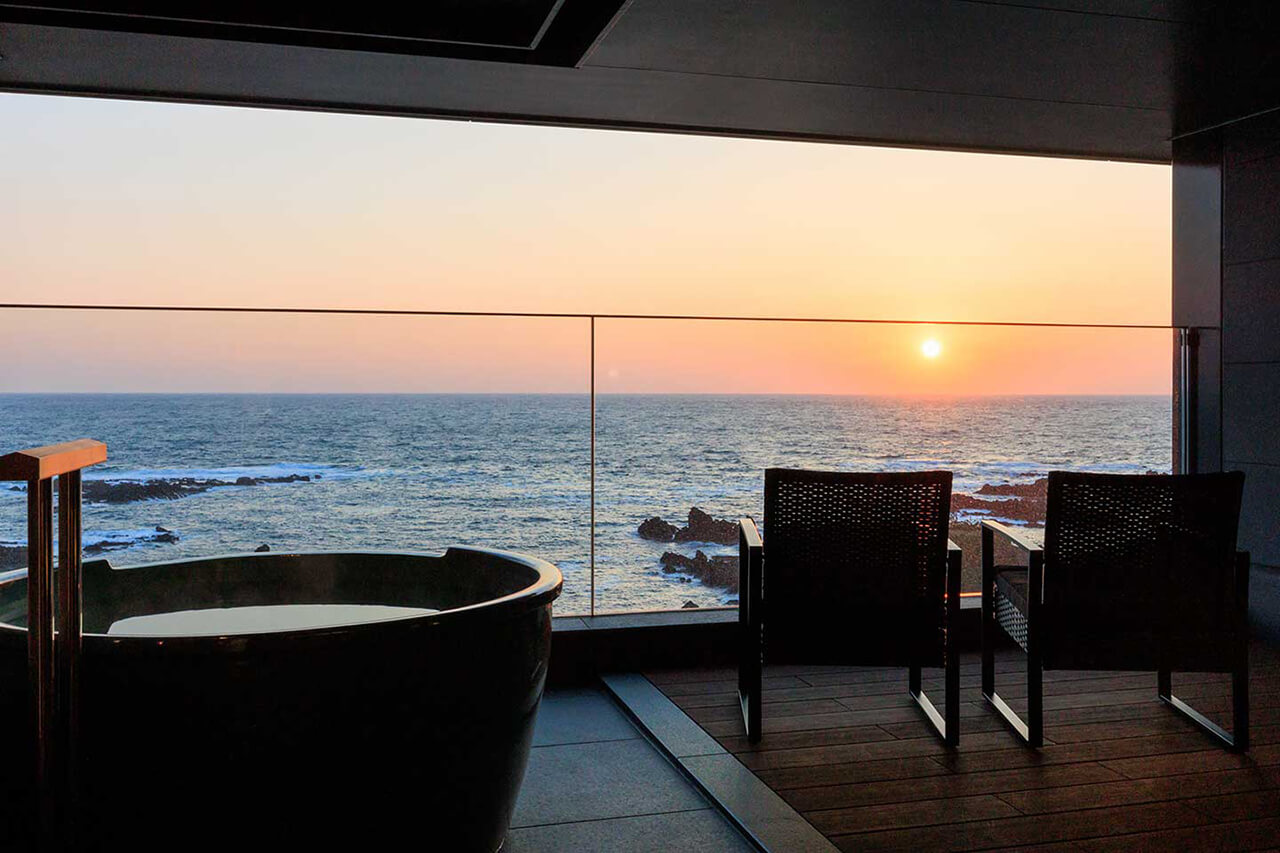 SADO RESORT HOTEL AZUMA