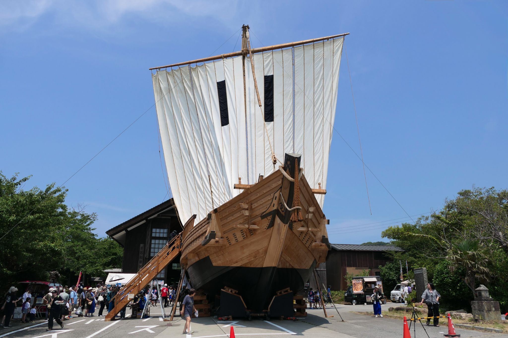 さどカラー - さどタイムス｜佐渡の観光と旅行のガイドブック